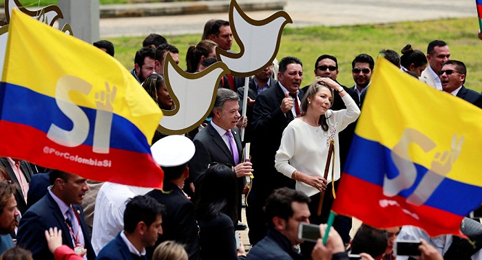 Colombian parliament approves peace deal with FARC
